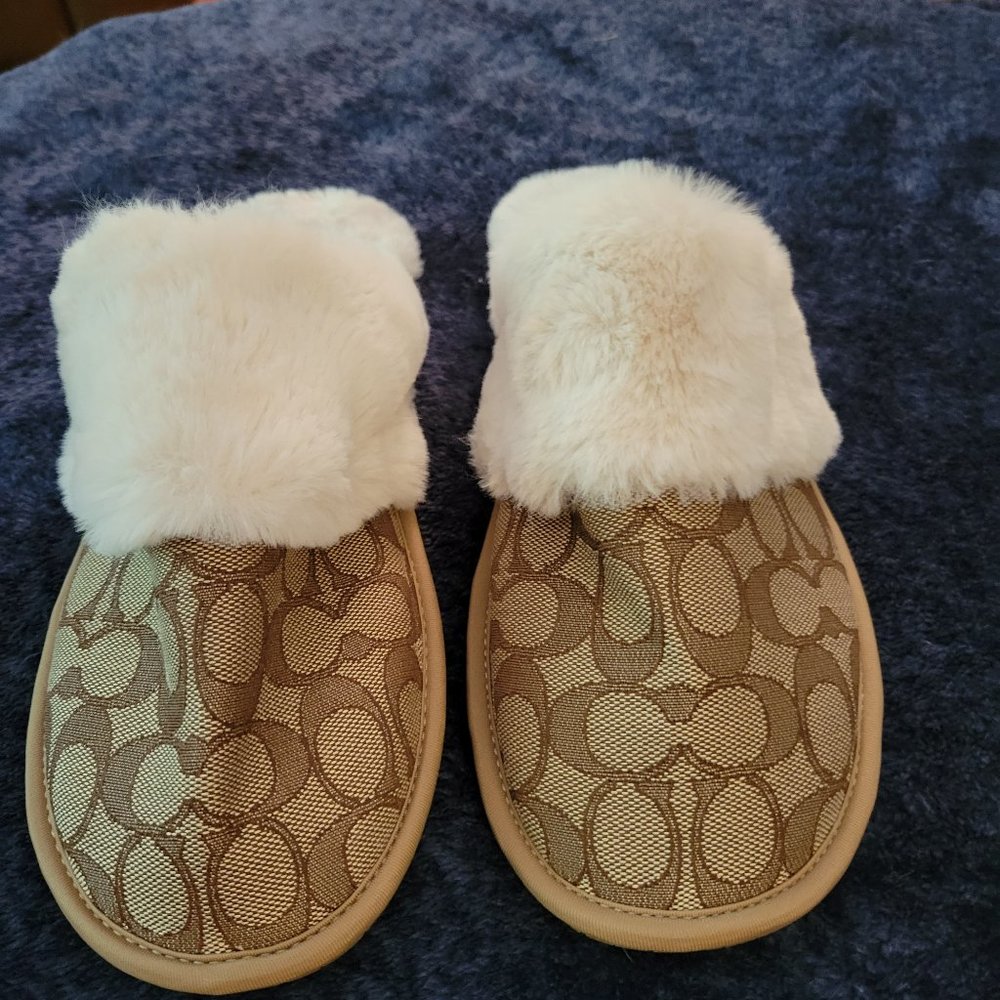 COACH Slippers - Size 10